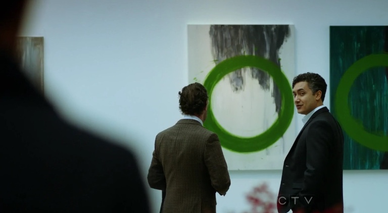 Marta Baricsa paintings in Motive tv show 1