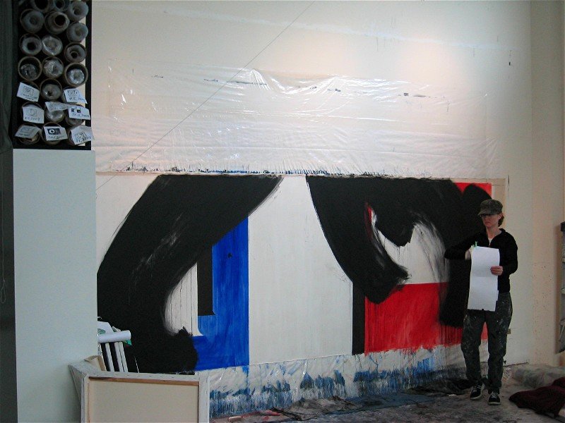 Marta Baricsa with winter composition painting